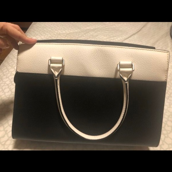 Kate Spade women’s black and white bag